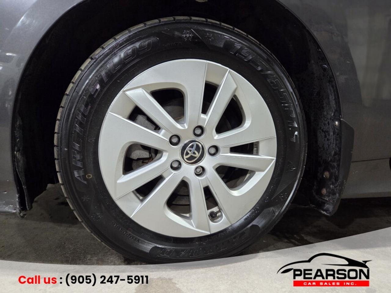 2018 Toyota Prius Two Photo