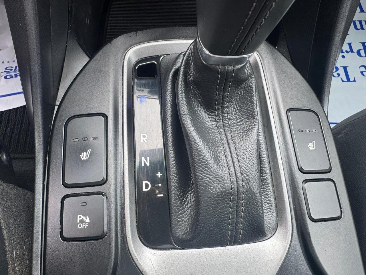 2017 Hyundai Santa Fe Sport LEATHER + SUNROOF  Photo