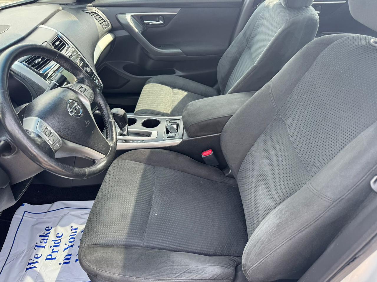 2015 Nissan Altima SV BACKUP CAMERA + SUNROOF  Photo