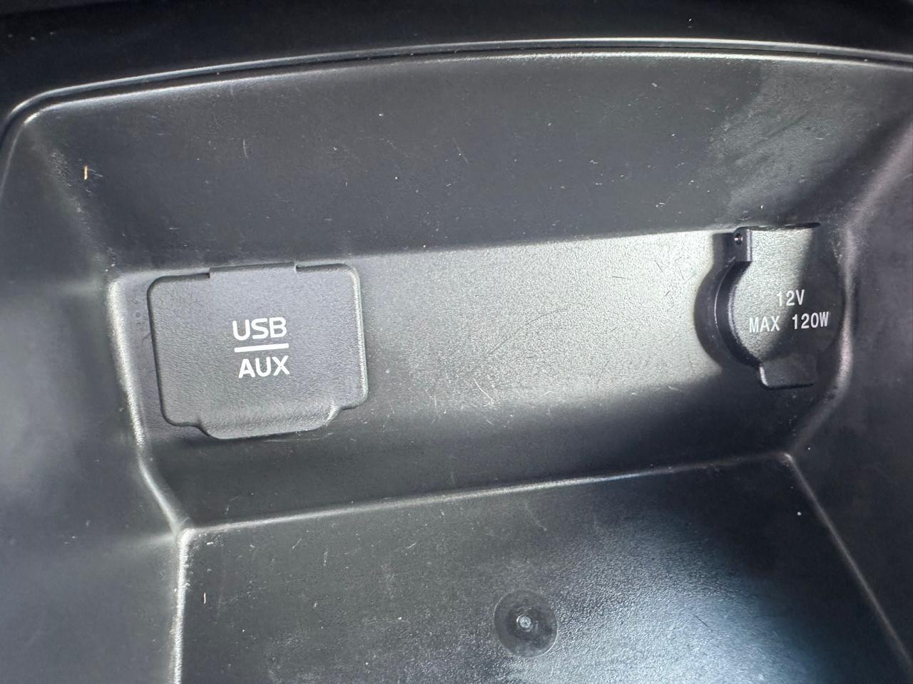 2015 Nissan Altima SV BACKUP CAMERA + SUNROOF  Photo