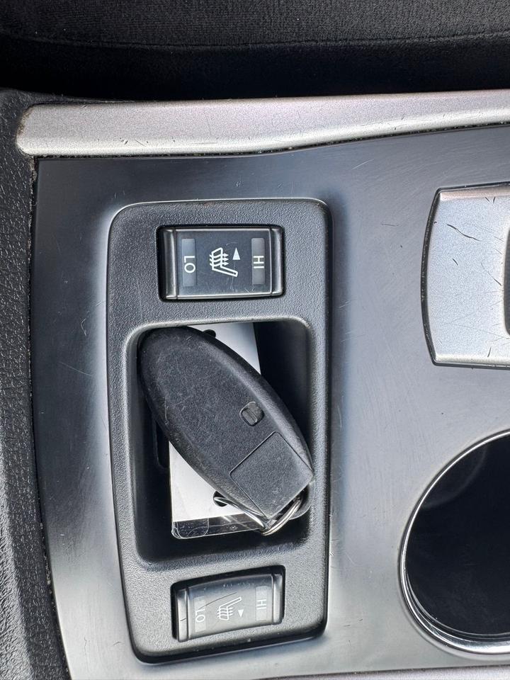 2015 Nissan Altima SV BACKUP CAMERA + SUNROOF  Photo