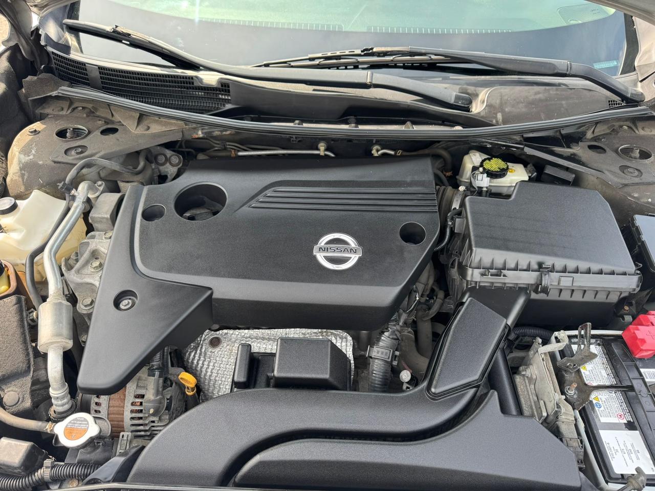 2015 Nissan Altima SV BACKUP CAMERA + SUNROOF  Photo