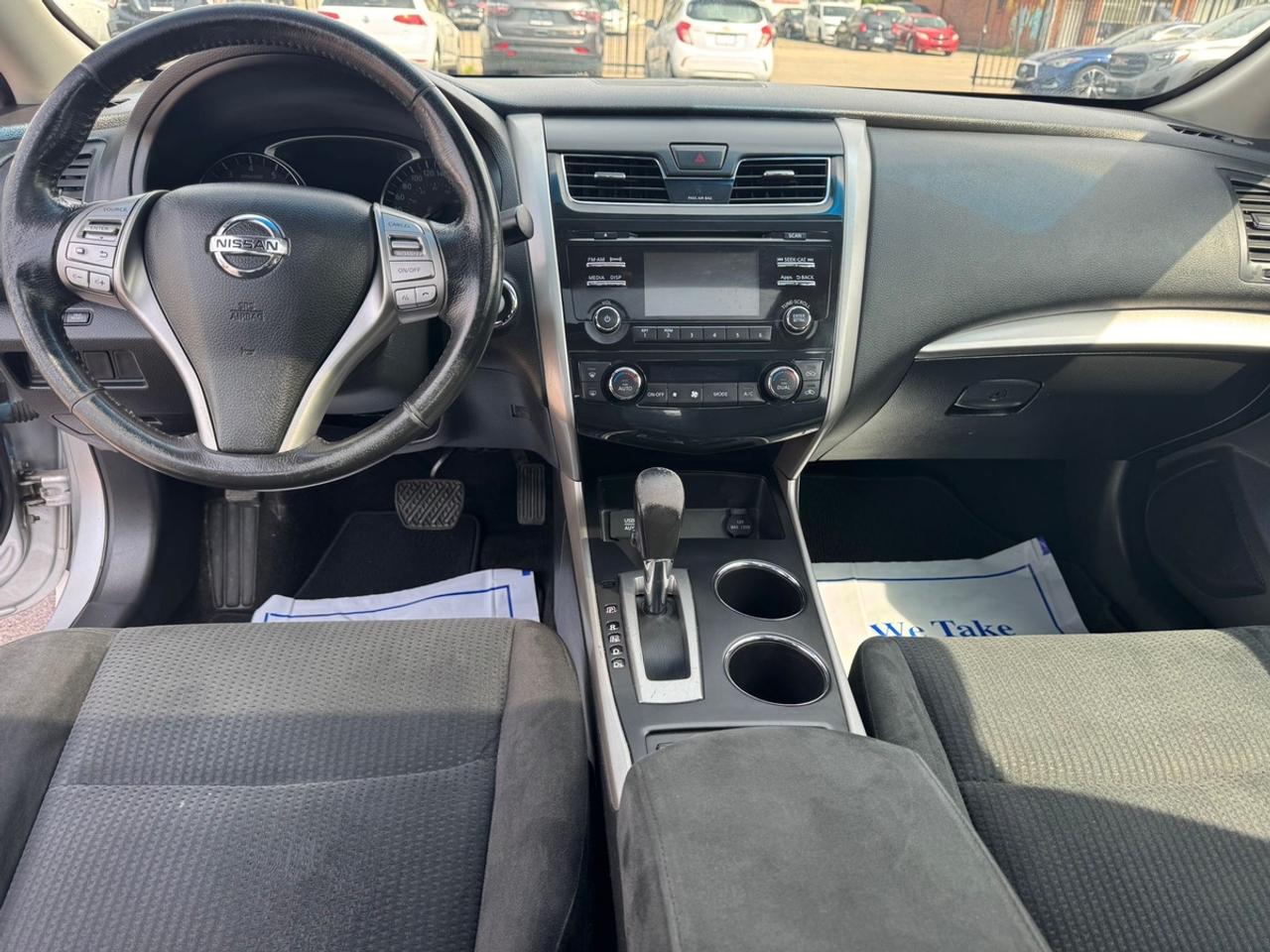 2015 Nissan Altima SV BACKUP CAMERA + SUNROOF  Photo