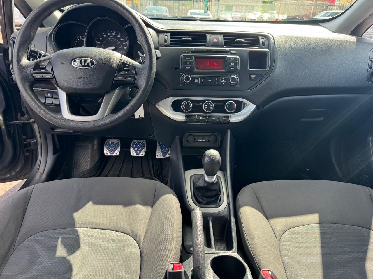 2015 Kia Rio LX Photo