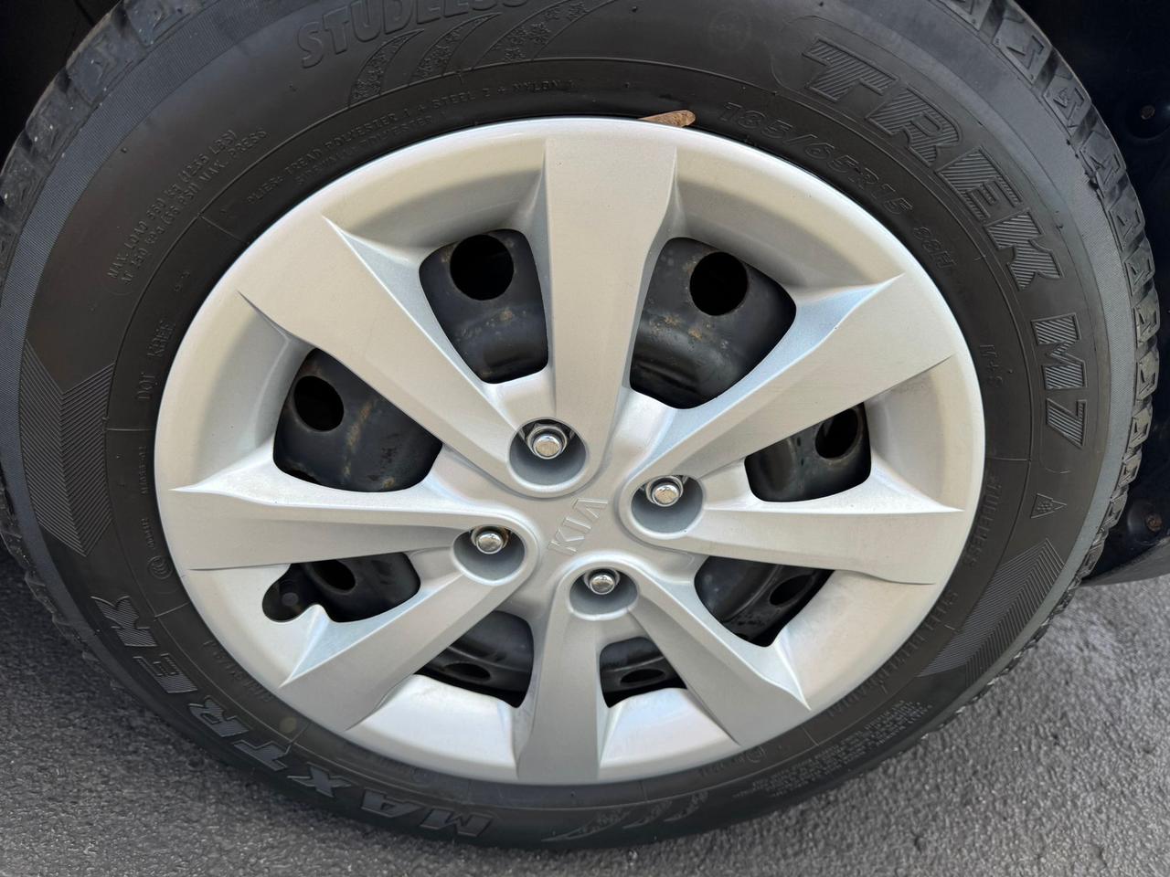 2015 Kia Rio LX Photo