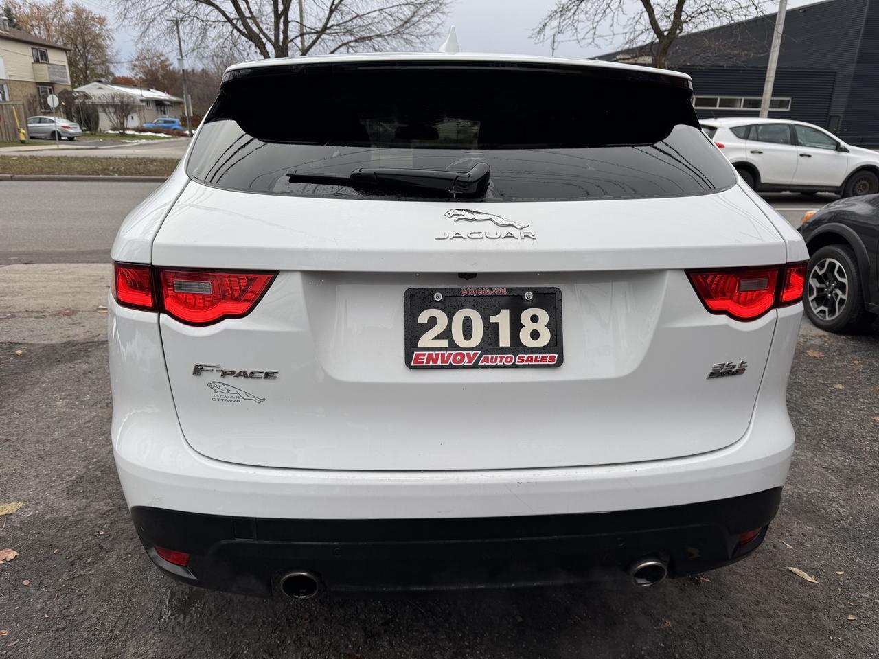 2018 Jaguar F-PACE 35t Prestige Photo