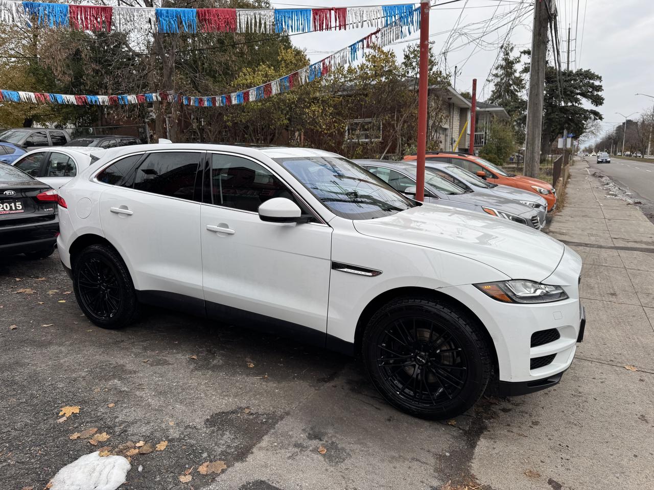2018 Jaguar F-PACE 35t Prestige Photo2
