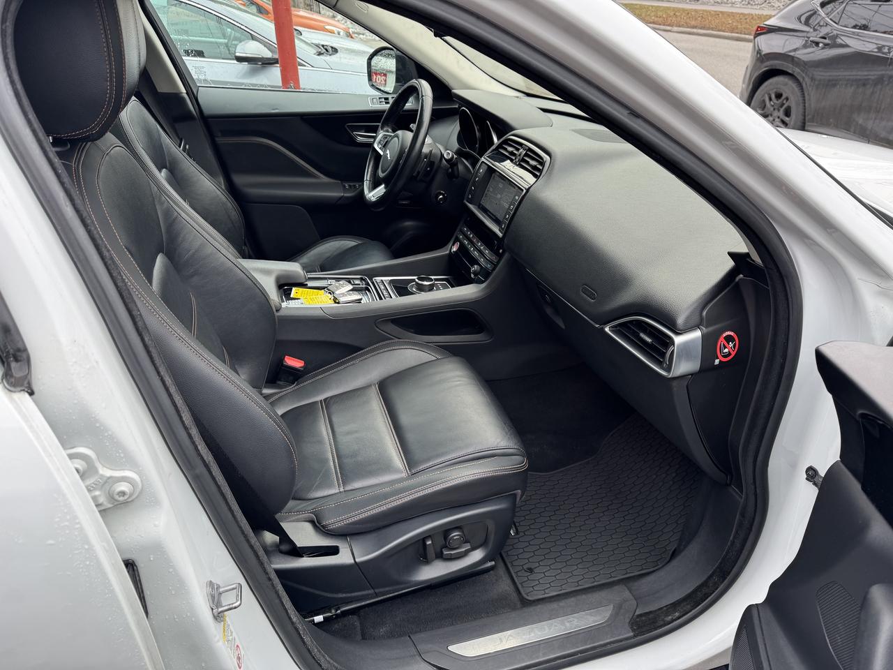 2018 Jaguar F-PACE 35t Prestige Photo
