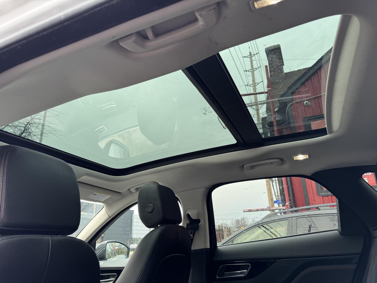 2018 Jaguar F-PACE 35t Prestige Photo