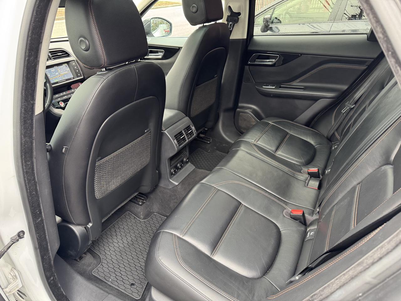 2018 Jaguar F-PACE 35t Prestige Photo