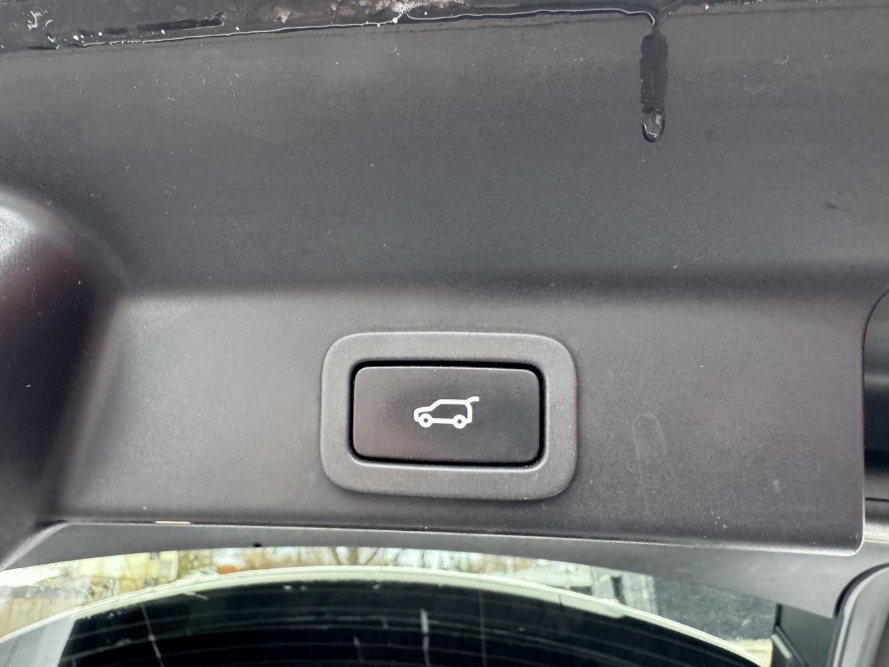 2018 Jaguar F-PACE 35t Prestige Photo