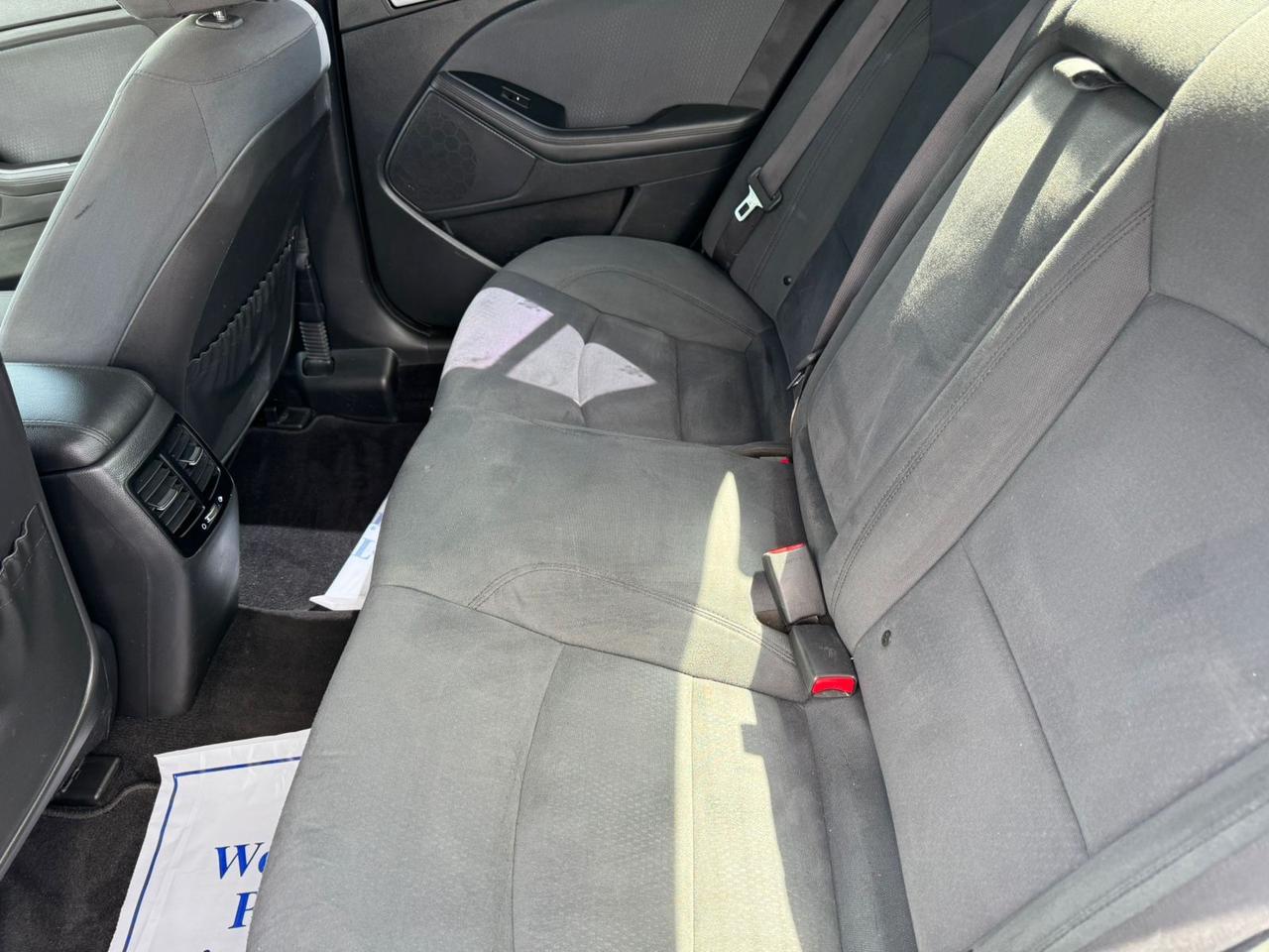 2016 Kia Optima Hybrid LX Photo