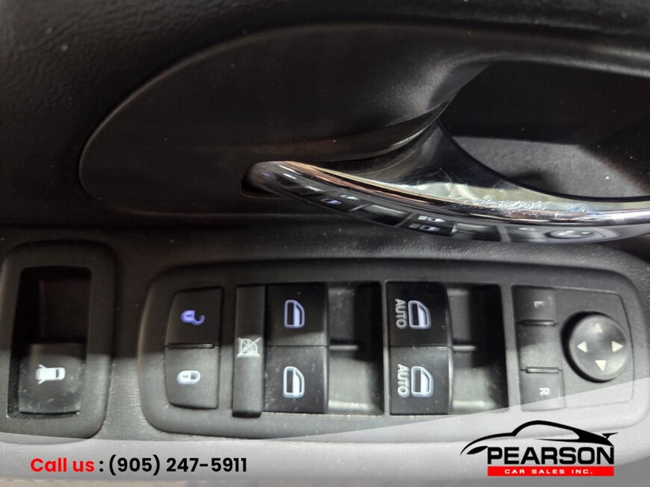 2017 Dodge Grand Caravan SXT Premium Plus Photo