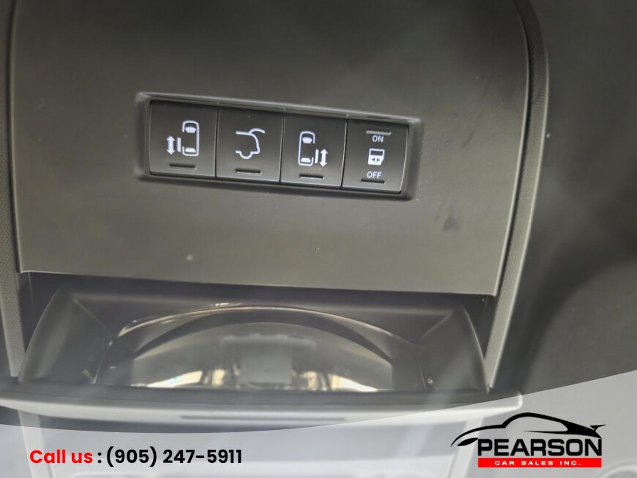 2017 Dodge Grand Caravan SXT Premium Plus Photo