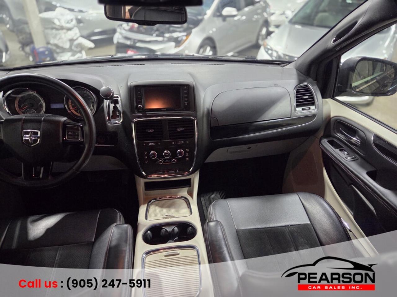 2017 Dodge Grand Caravan SXT Premium Plus Photo