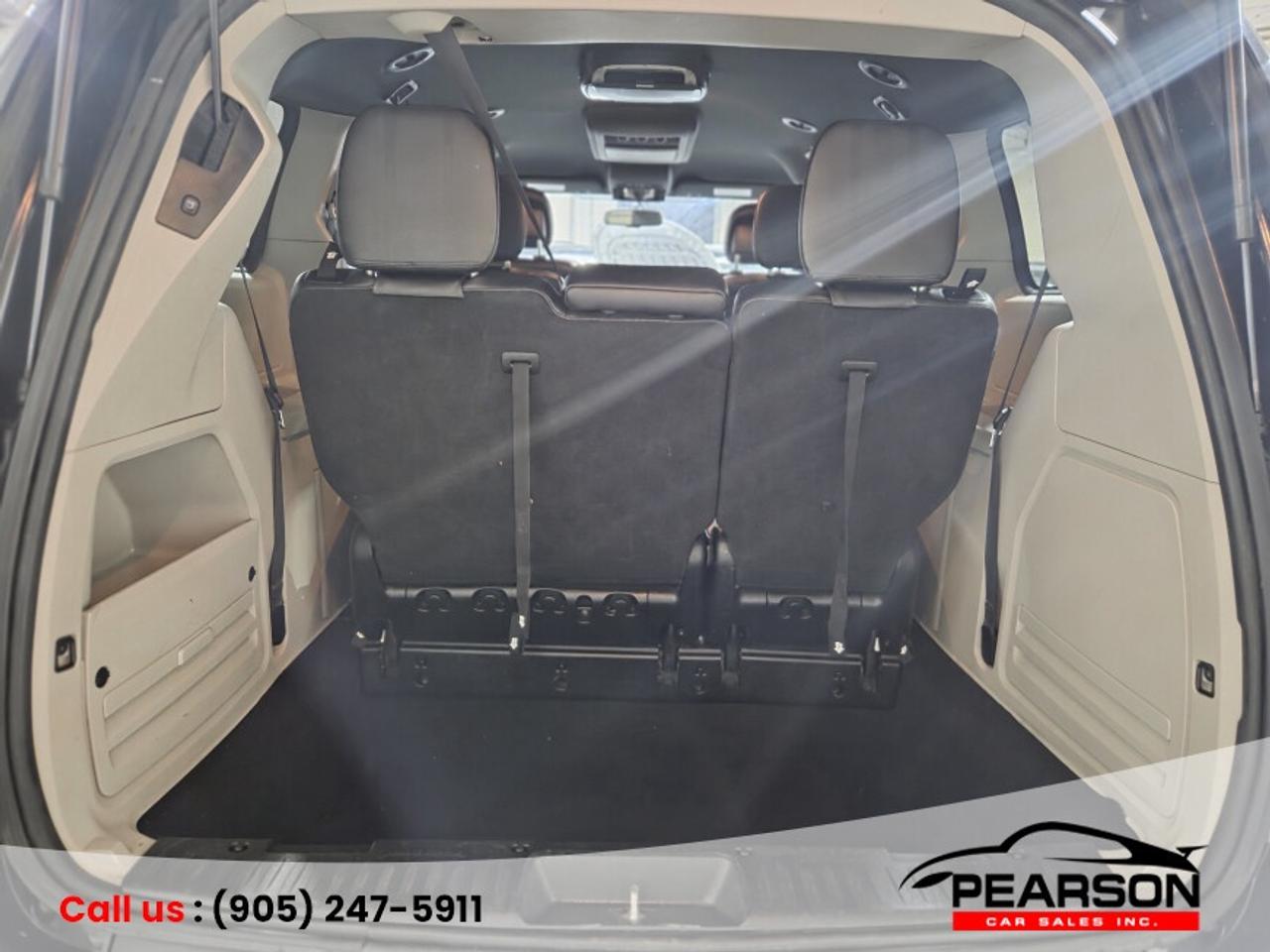 2017 Dodge Grand Caravan SXT Premium Plus Photo