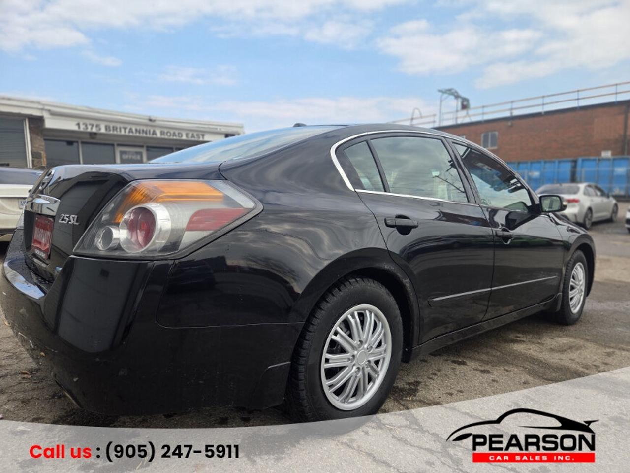 2011 Nissan Altima SL Photo