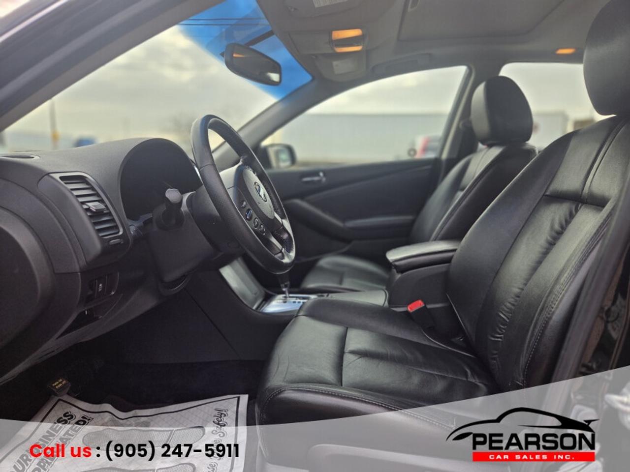 2011 Nissan Altima SL Photo