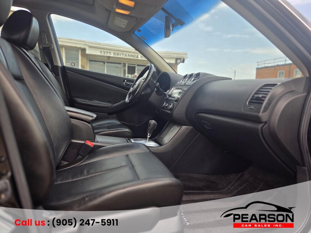 2011 Nissan Altima SL Photo