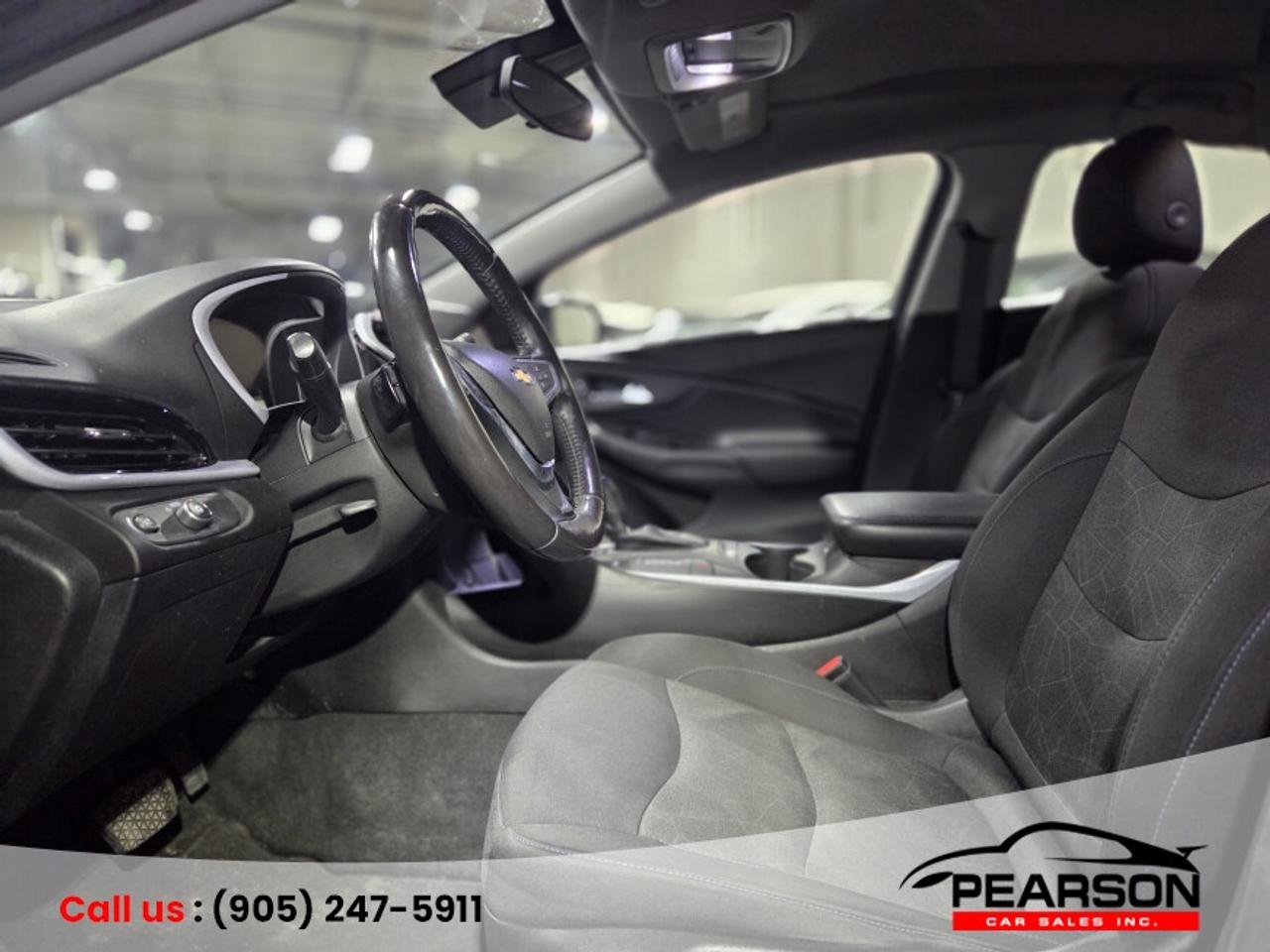 2018 Chevrolet Volt LT Photo