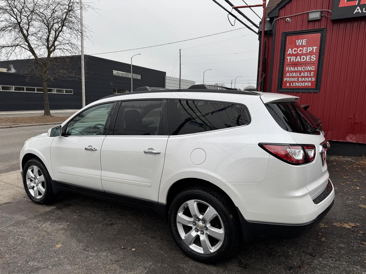 2016 Chevrolet Traverse 1LT Photo