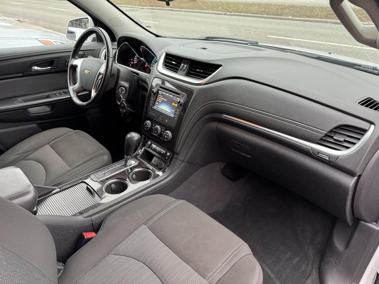 2016 Chevrolet Traverse 1LT Photo