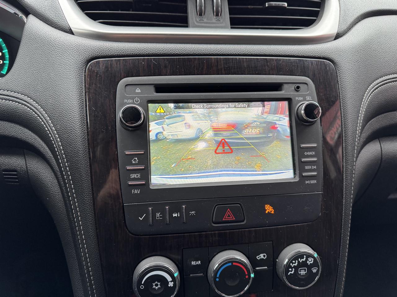 2016 Chevrolet Traverse 1LT Photo