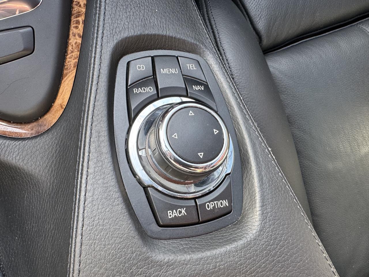 2010 BMW 6-Series 650i M-Package Photo