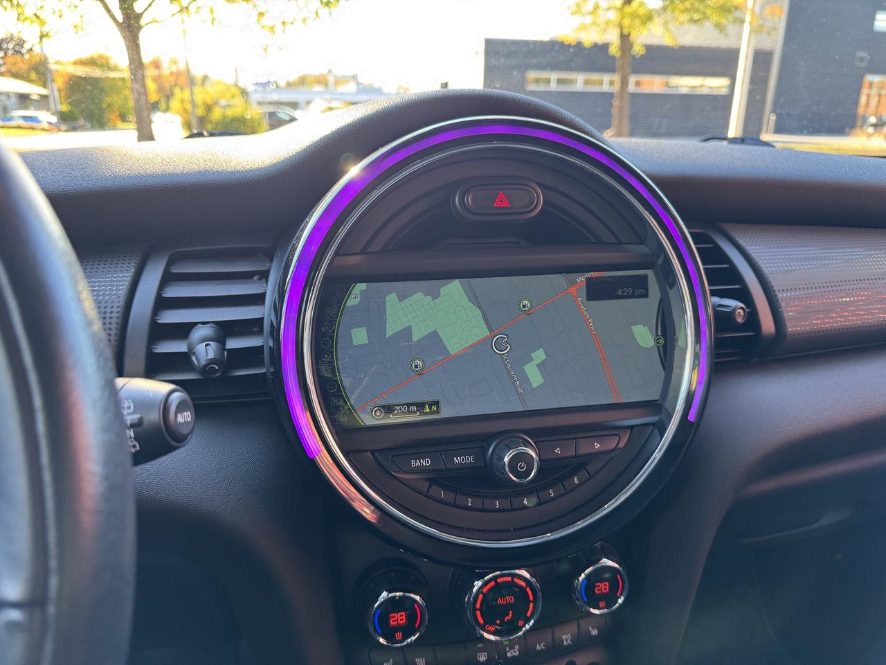 2015 MINI Cooper 5-Door Photo