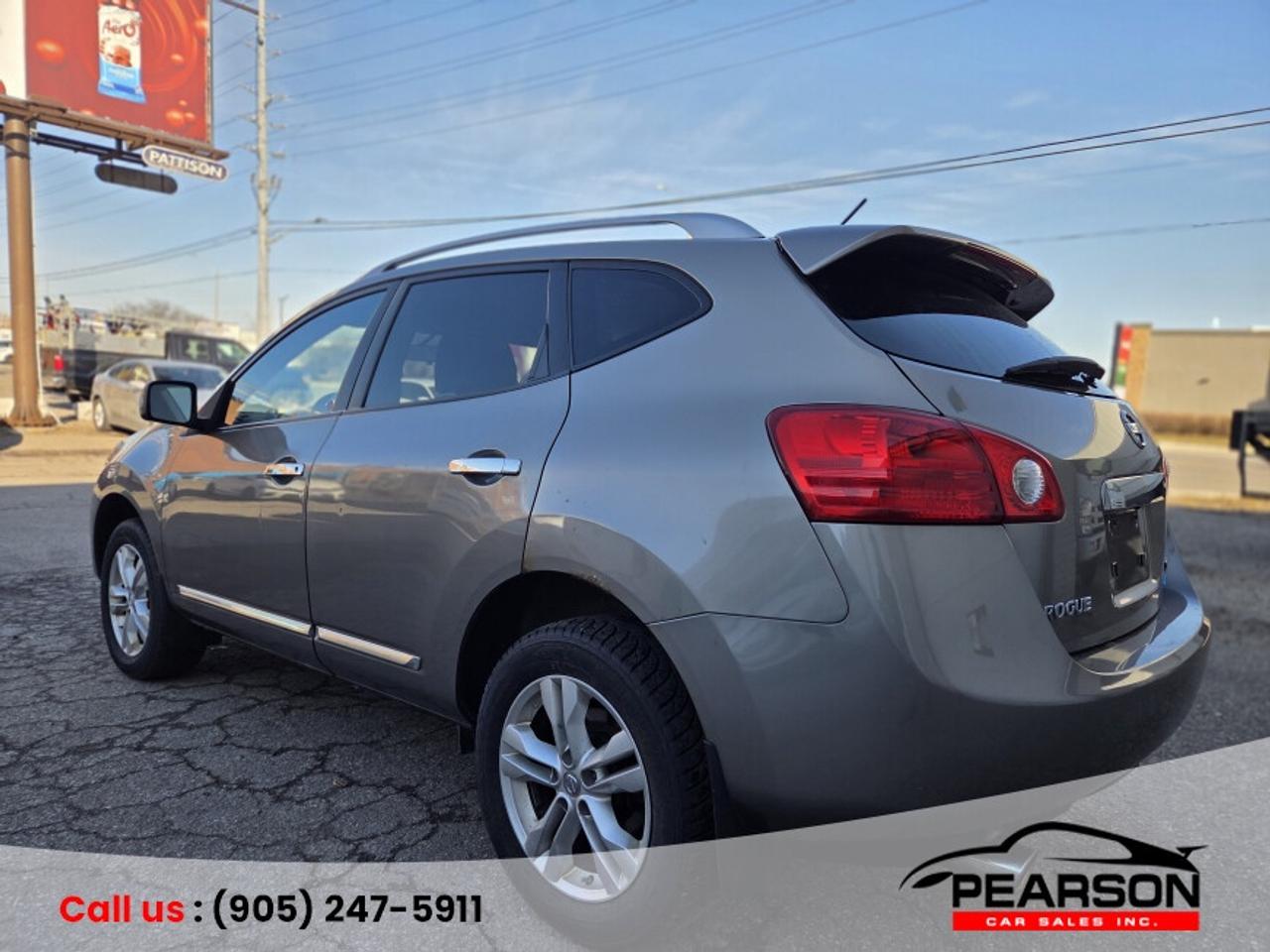 2012 Nissan Rogue SV Photo2