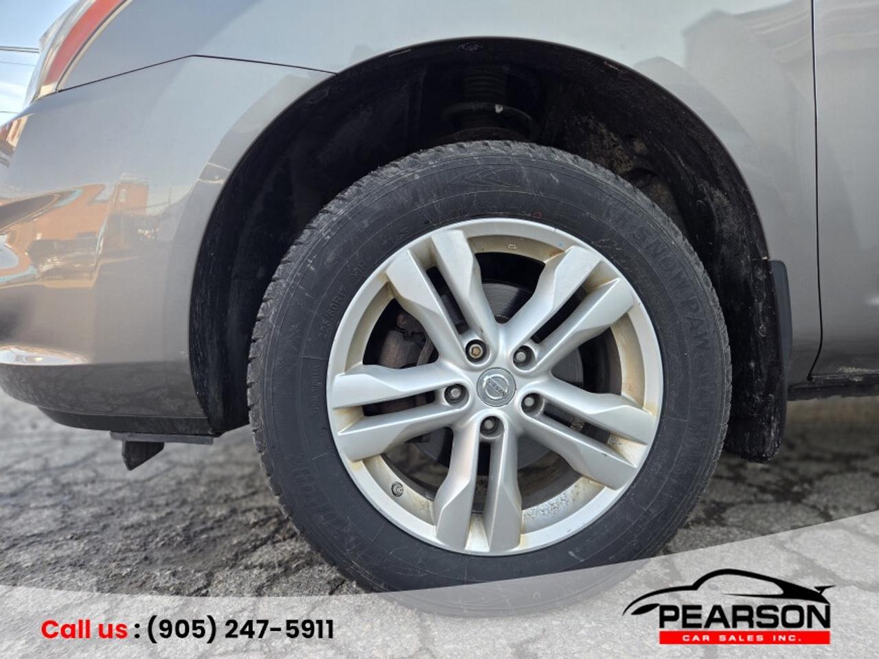 2012 Nissan Rogue SV Photo