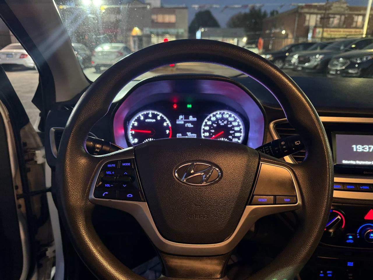 2020 Hyundai Accent Essential w/Comfort Package Photo