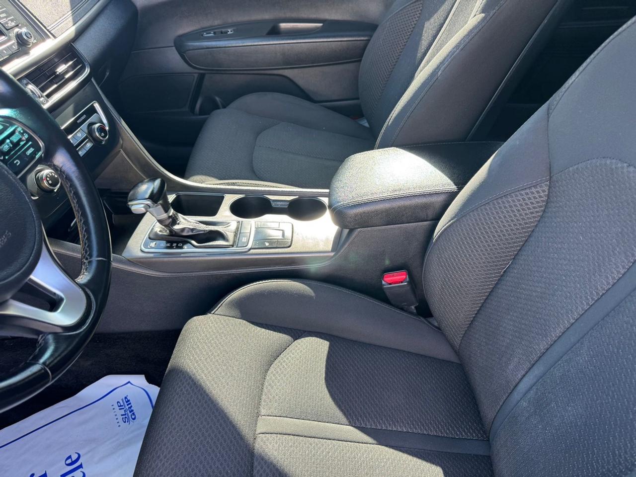 2018 Kia Optima LX Photo