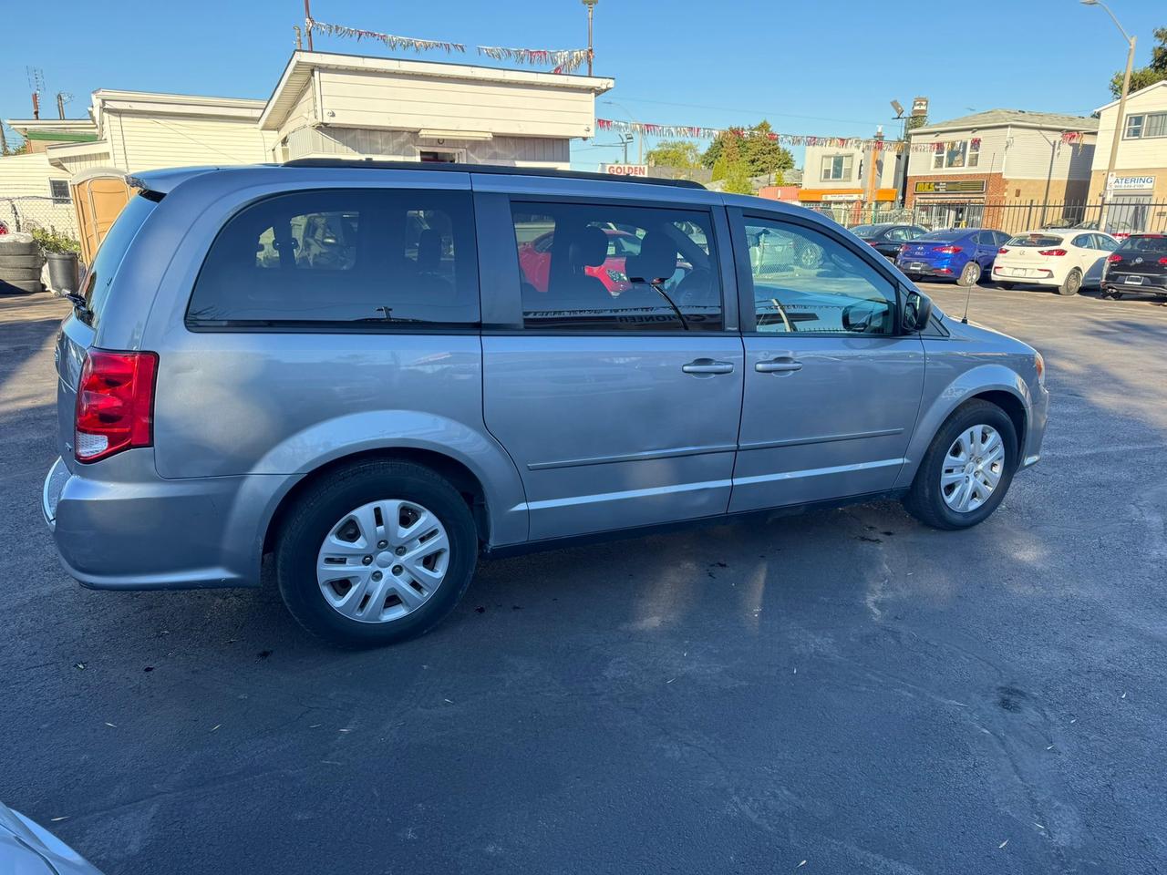 2014 Dodge Grand Caravan SE Photo3