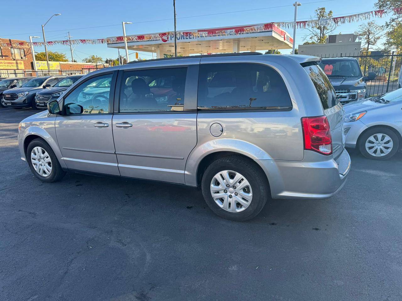 2014 Dodge Grand Caravan SE Photo