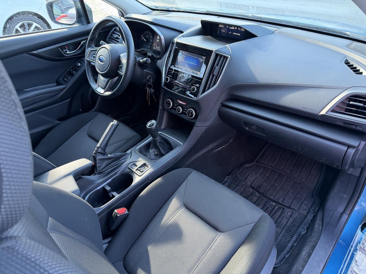 2017 Subaru Impreza Premium Photo