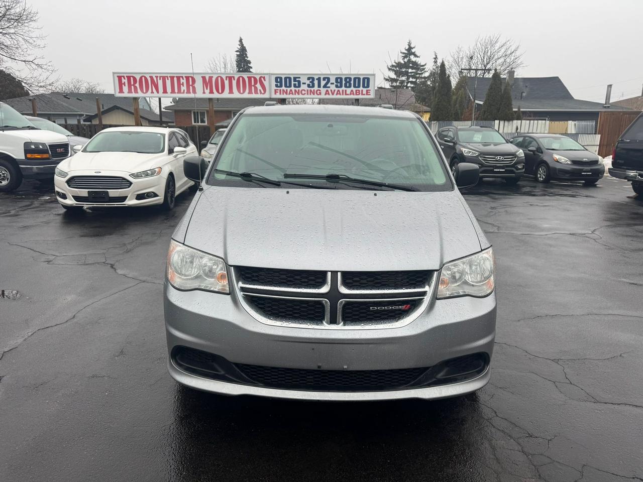 2017 Dodge Grand Caravan SE Photo