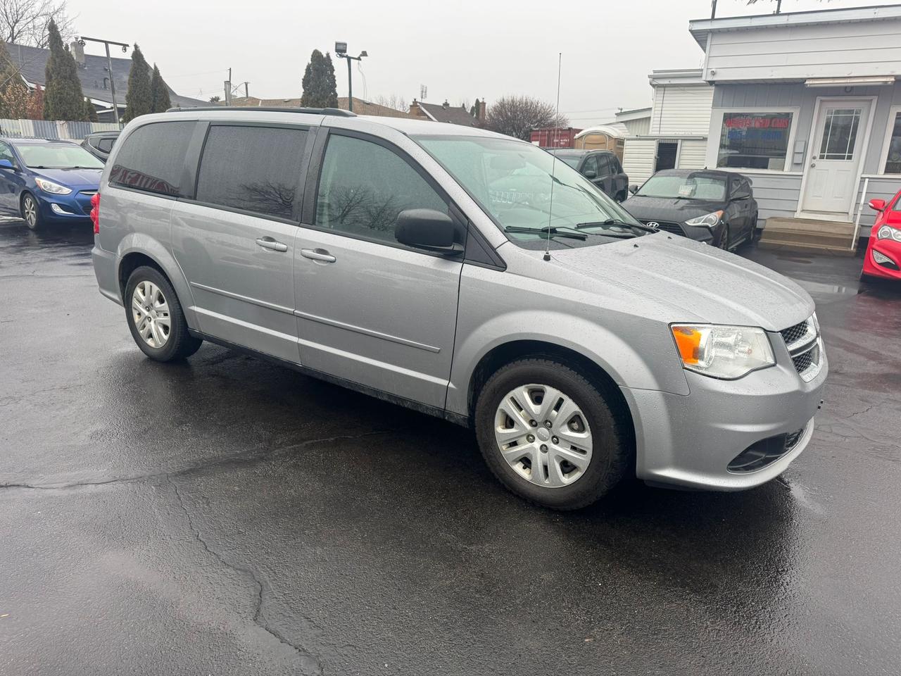 2017 Dodge Grand Caravan SE Photo