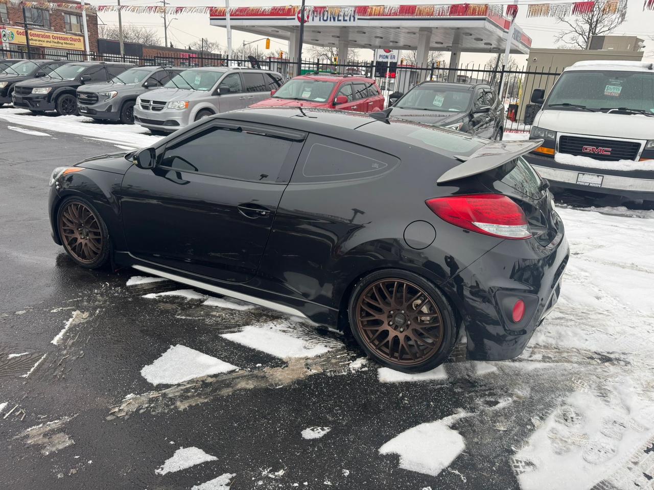 2016 Hyundai Veloster Turbo Photo