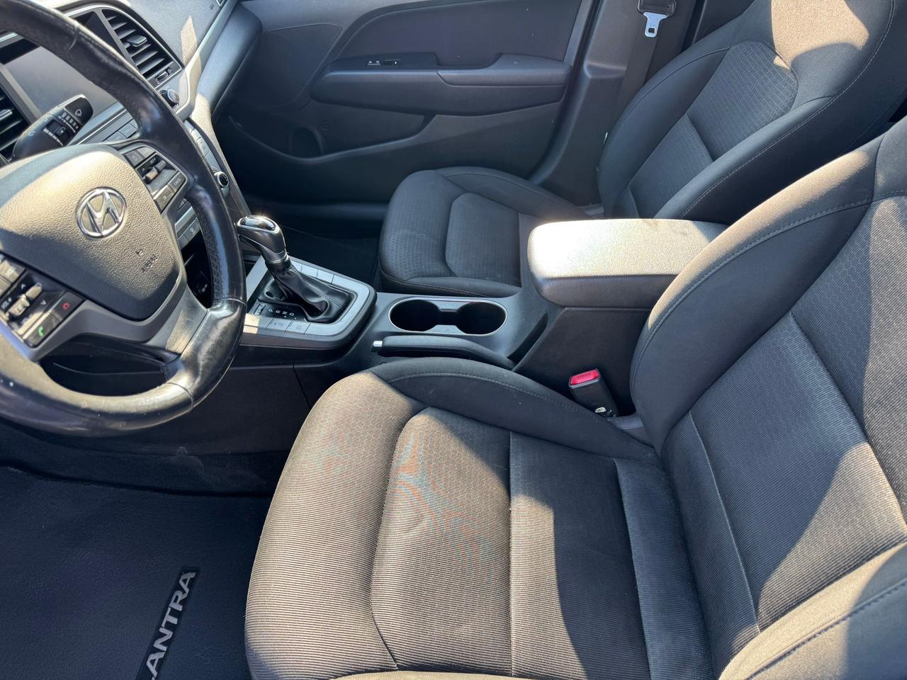 2018 Hyundai Elantra SEL Photo