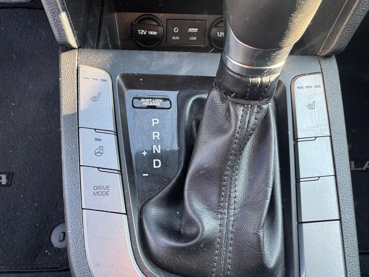 2018 Hyundai Elantra SEL Photo