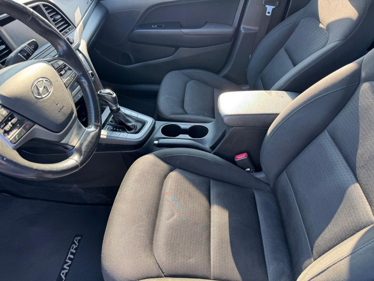 2018 Hyundai Elantra SEL Photo