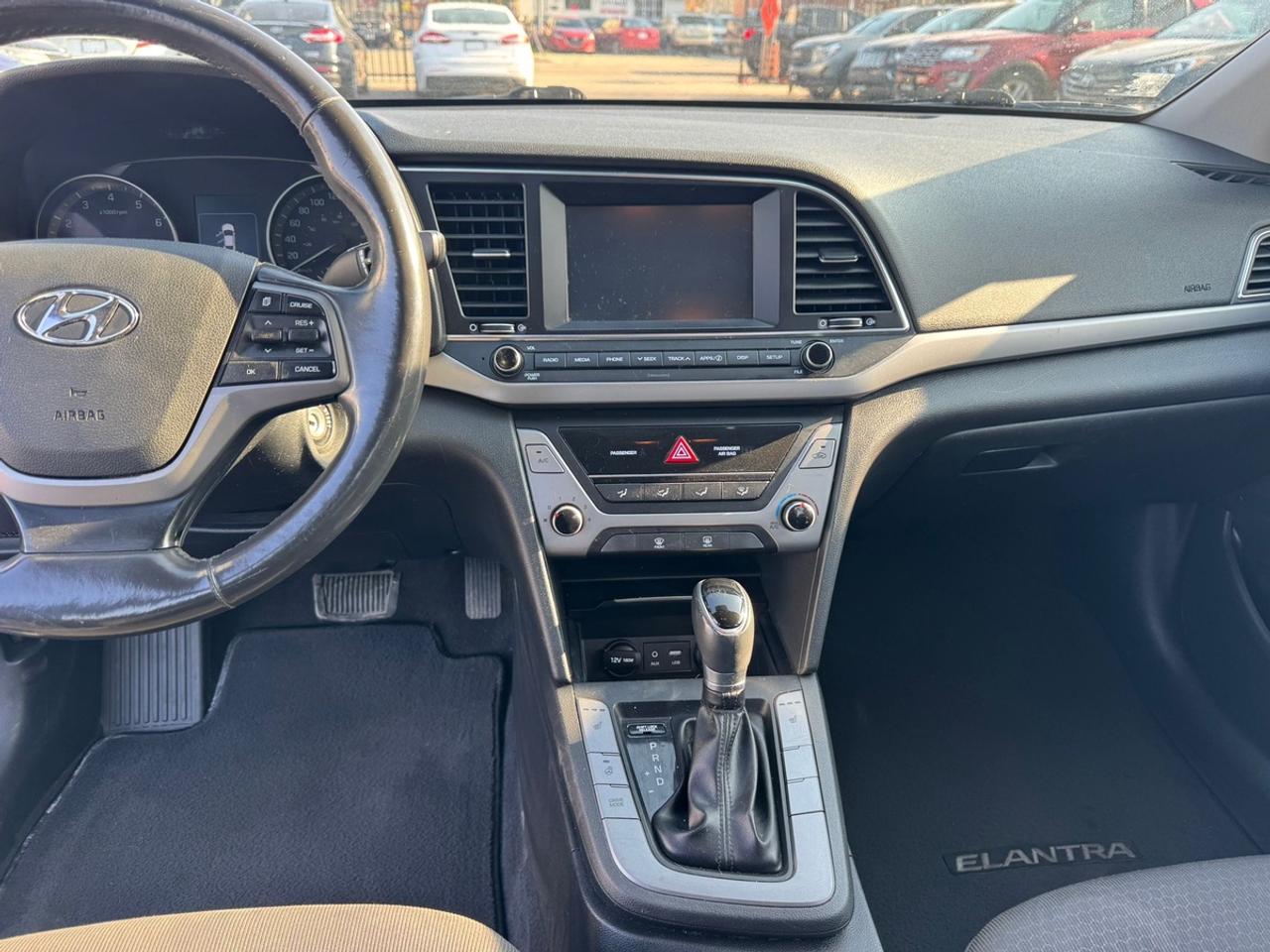 2018 Hyundai Elantra SEL Photo