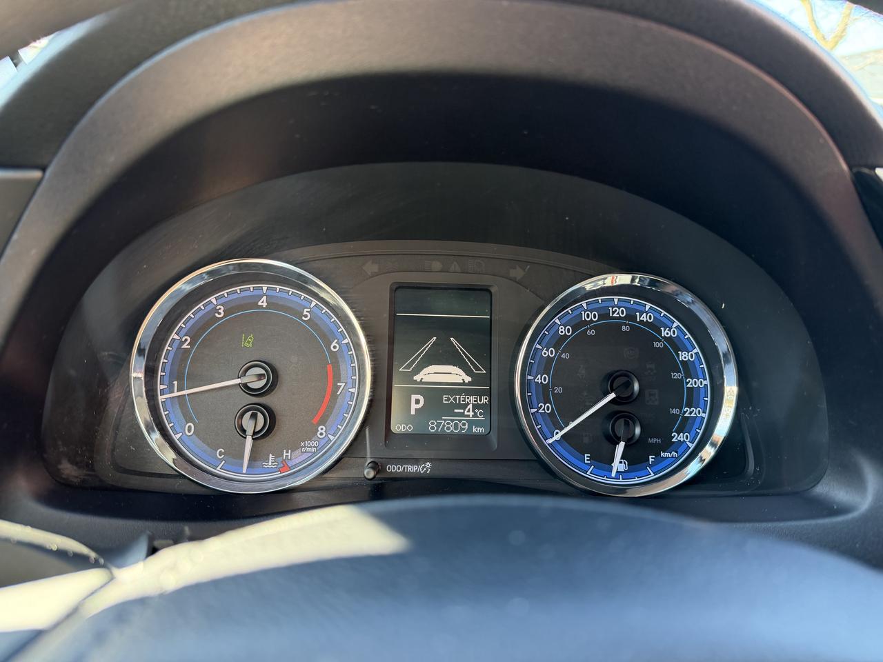 2018 Toyota Corolla LE Photo