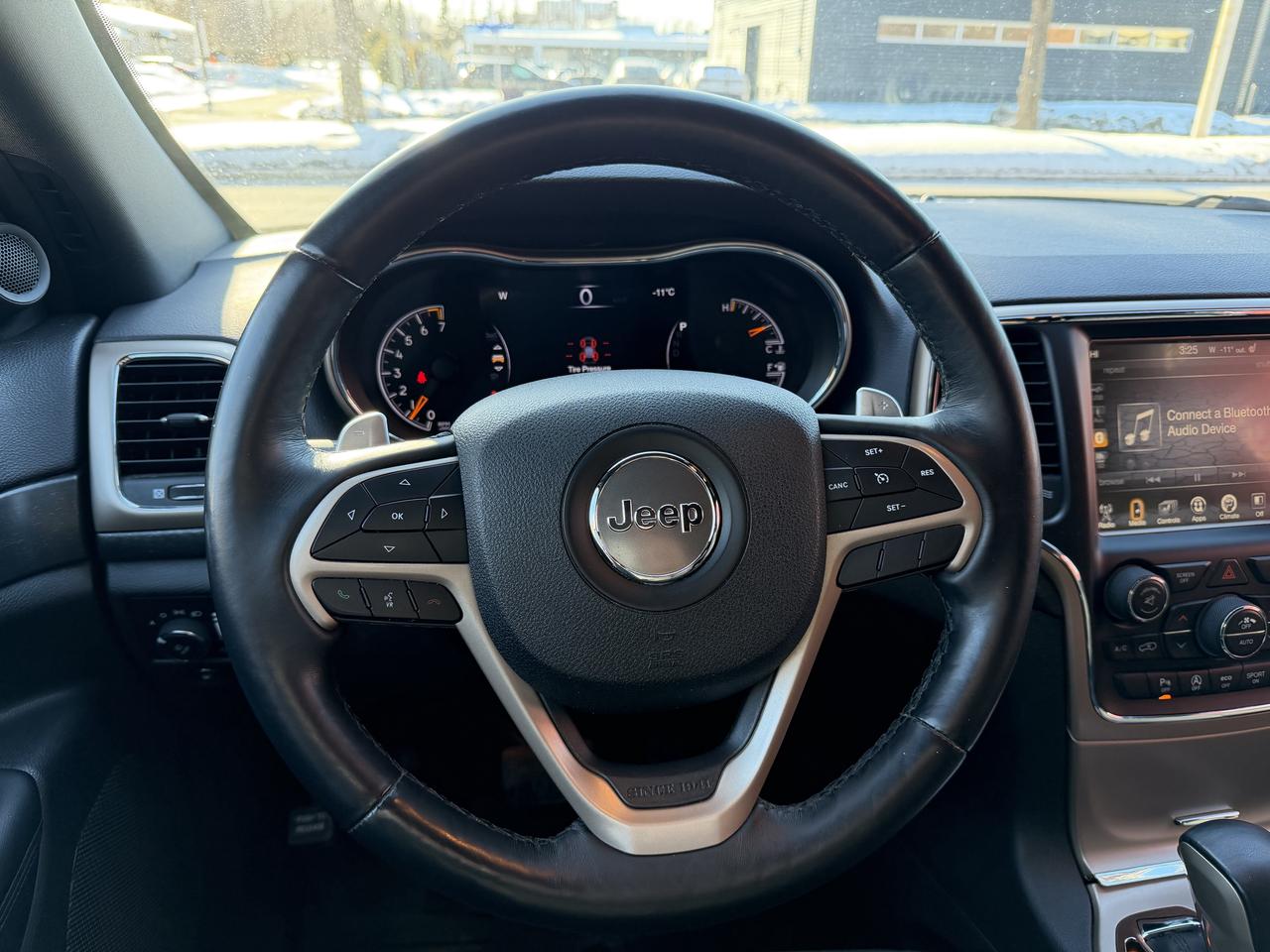 2017 Jeep Grand Cherokee Laredo Photo