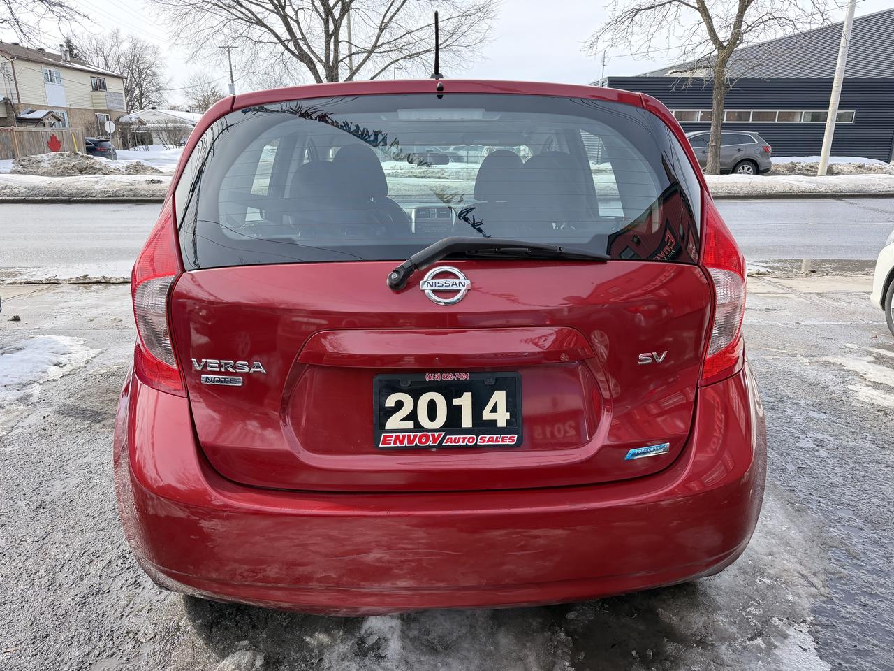 2014 Nissan Versa Note SV Photo