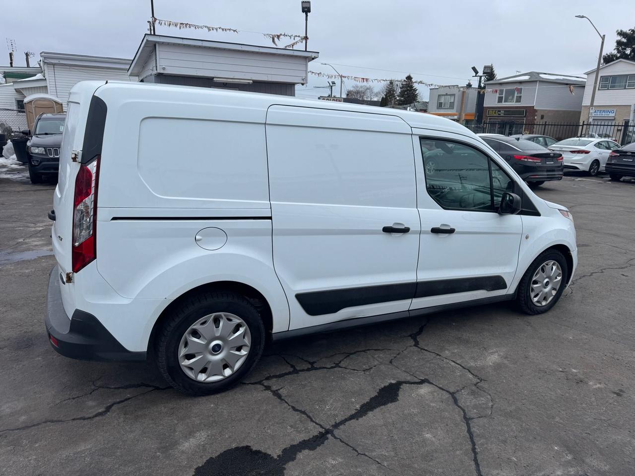 2017 Ford Transit Connect XLT Photo3
