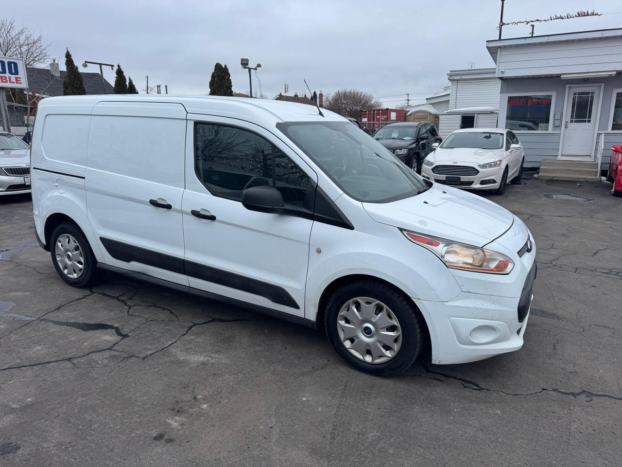 2017 Ford Transit Connect XLT Photo2