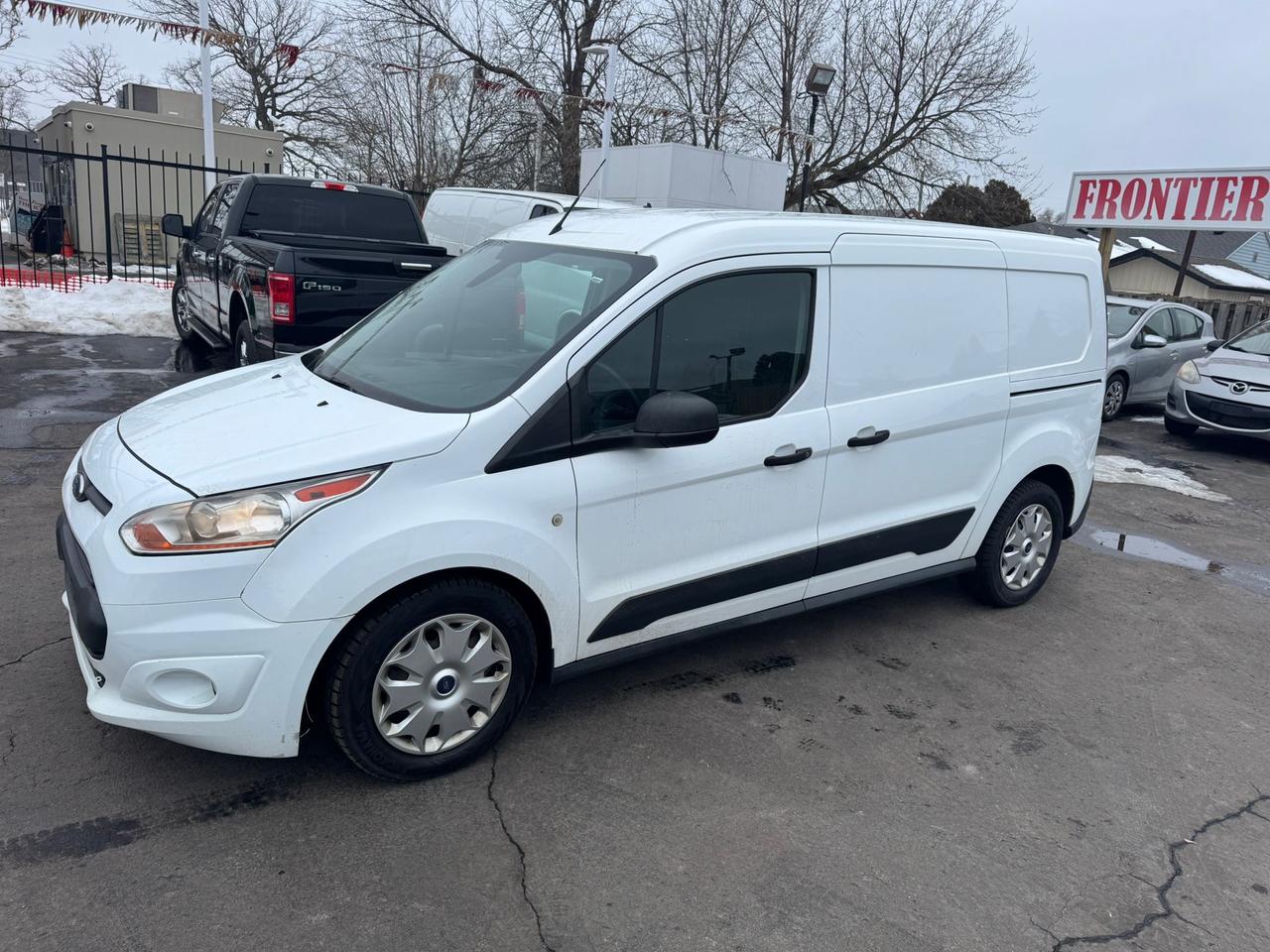 2017 Ford Transit Connect XLT Photo0