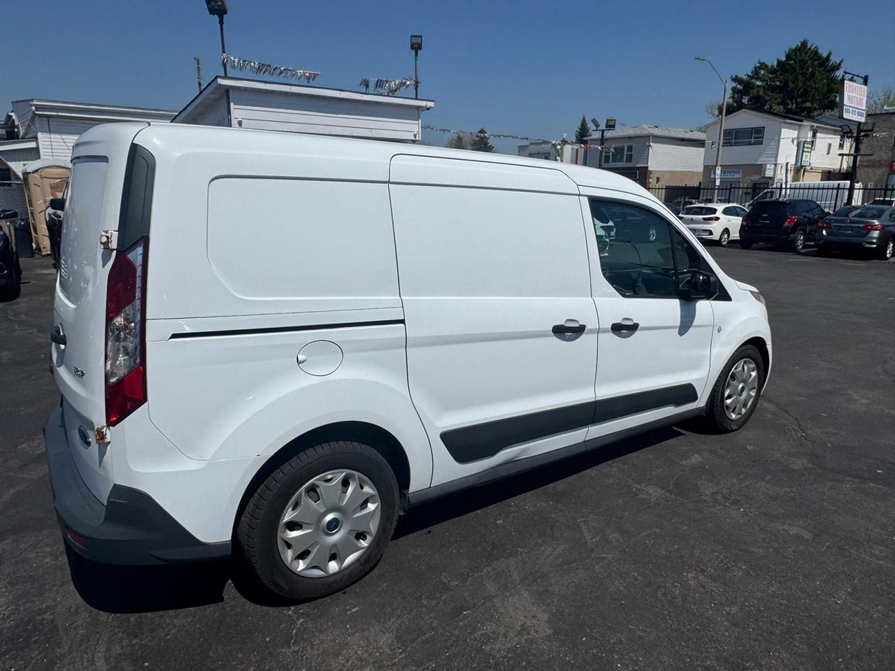 2017 Ford Transit Connect XLT Photo3